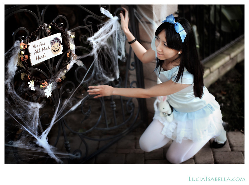 Lucia-Isabella-Alice-In-Wonderland-Costumes-2