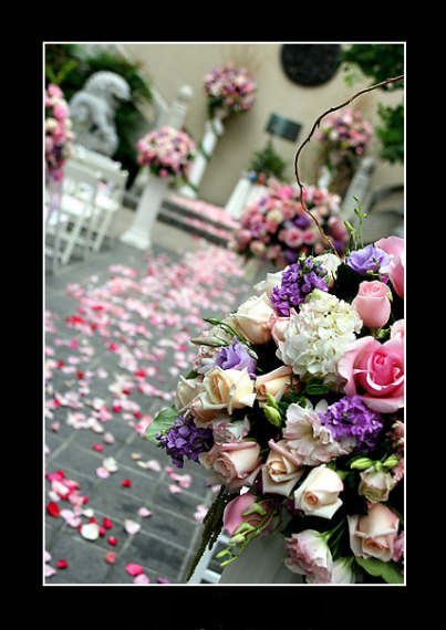 Pacific Asia Museum Pasadena wedding ceremony flowers decorations