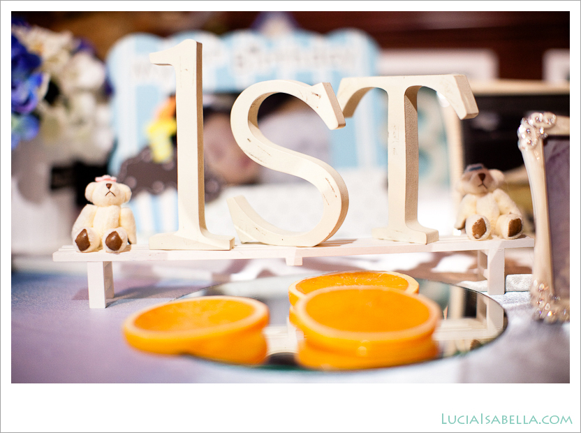 05-Baby-Birthday-Maggianos-gift-table