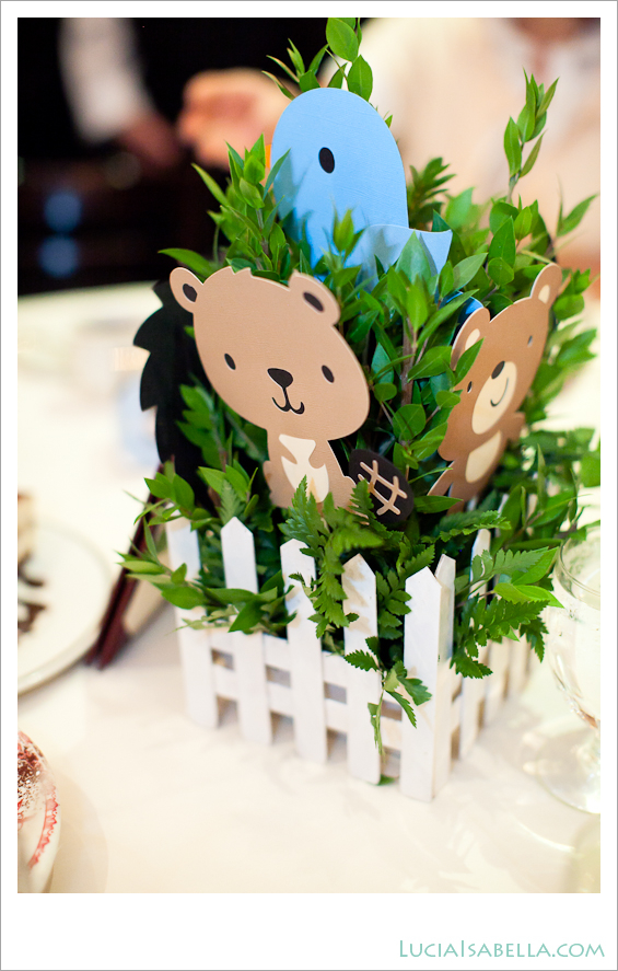 09-Baby-birthday-blue-bird-animal-tree-Centerpiece