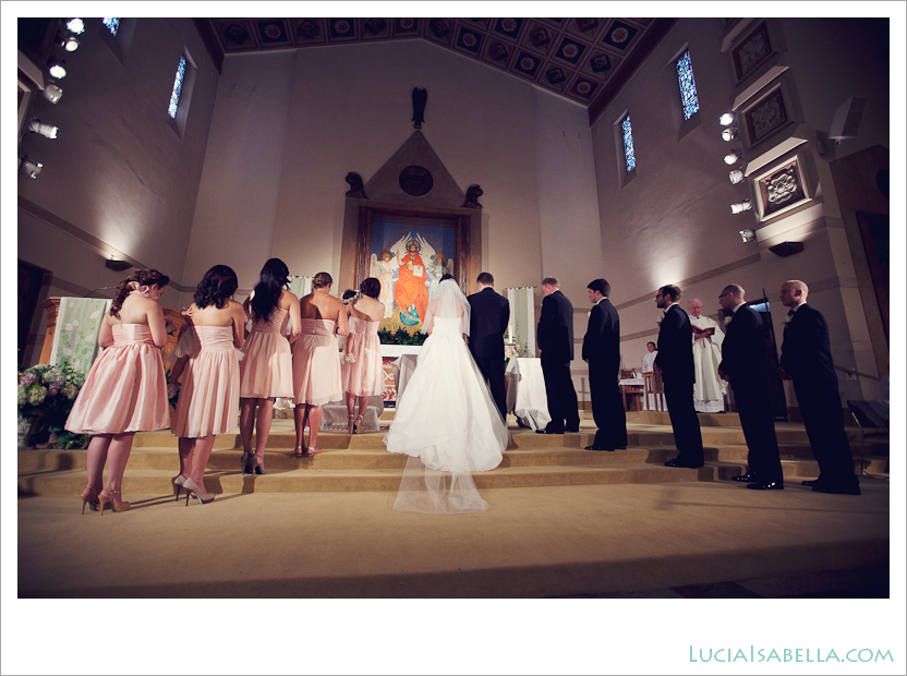 Saint-Finbar-Church-Burbank-Wedding-ceremony-01